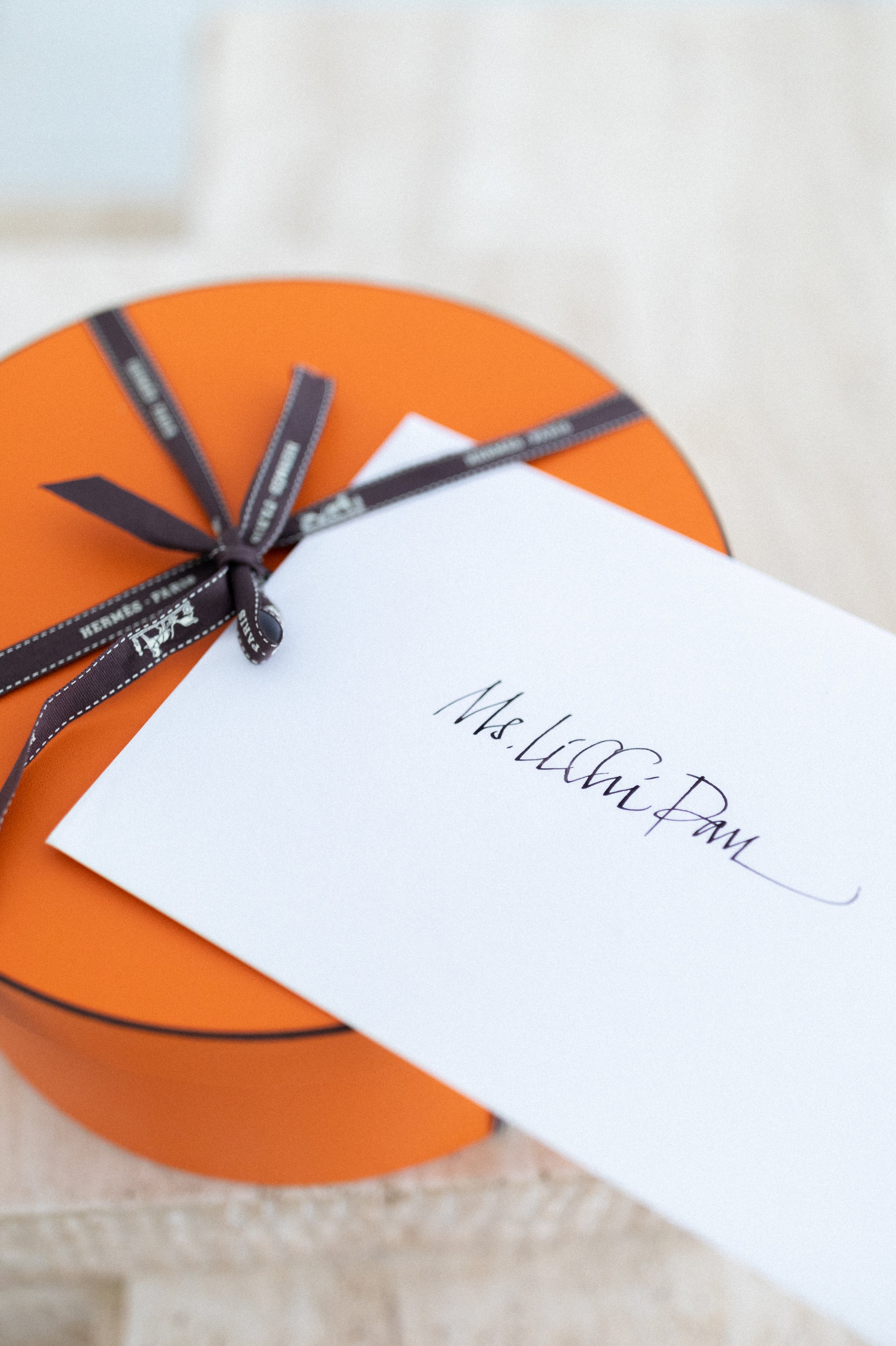 Les Mains Hermès — MUSINGS OF LI CHI PAN